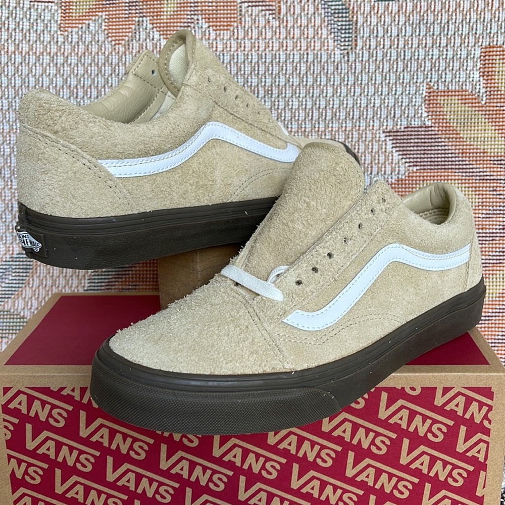 Vans Men’s Old Skool
Hairy Suede Khaki
VN0005UAKHK
Sneakers